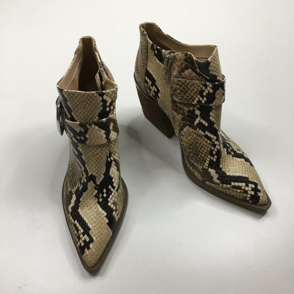 NWOB VINCE CAMUTO Cream Beige Brown Python Block Heel Booties Shoes - Picture 4 of 10